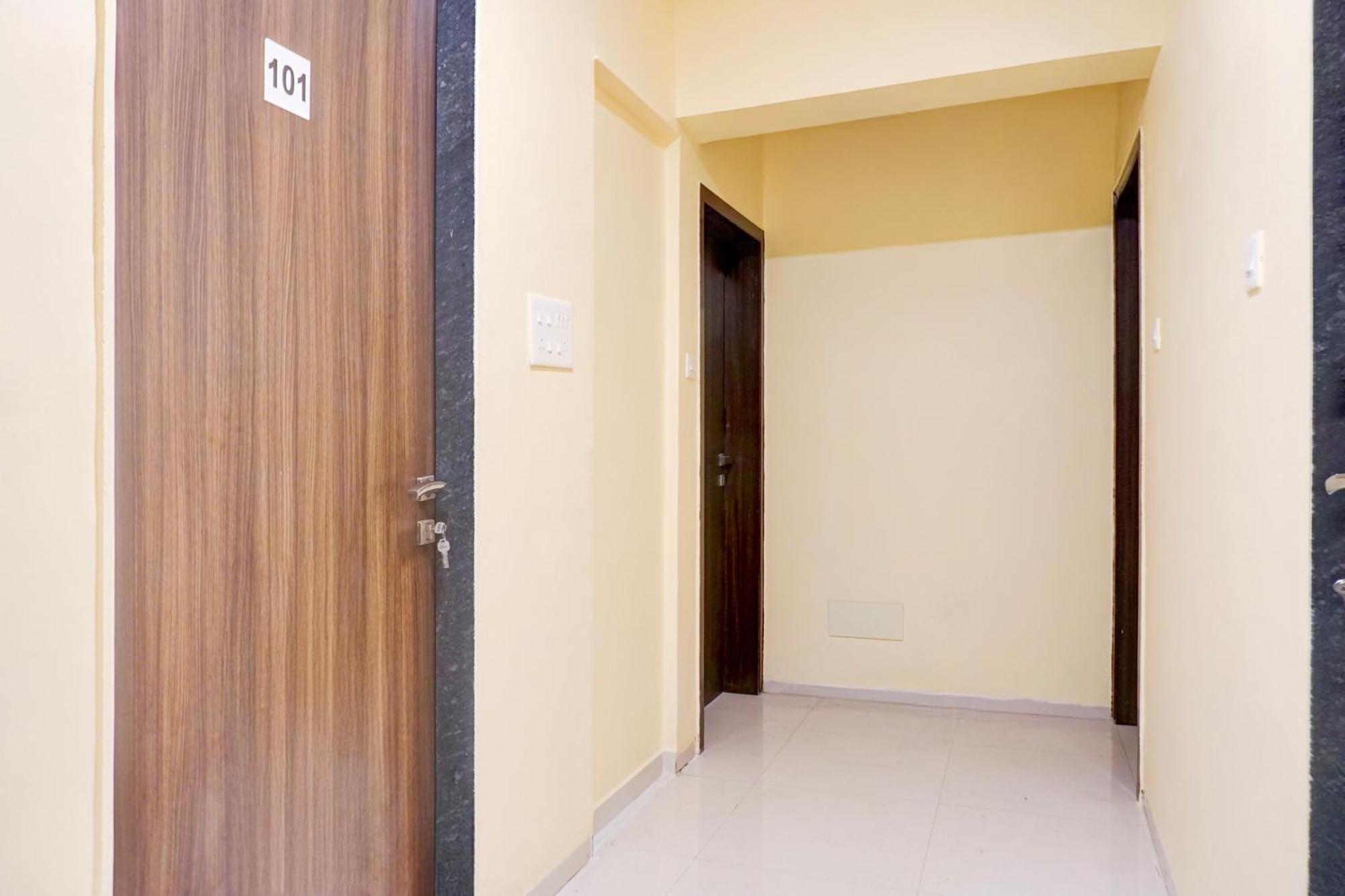Super Collection O Veerbhadra Nagar Baner Hotel Meribel Village Ngoại thất bức ảnh