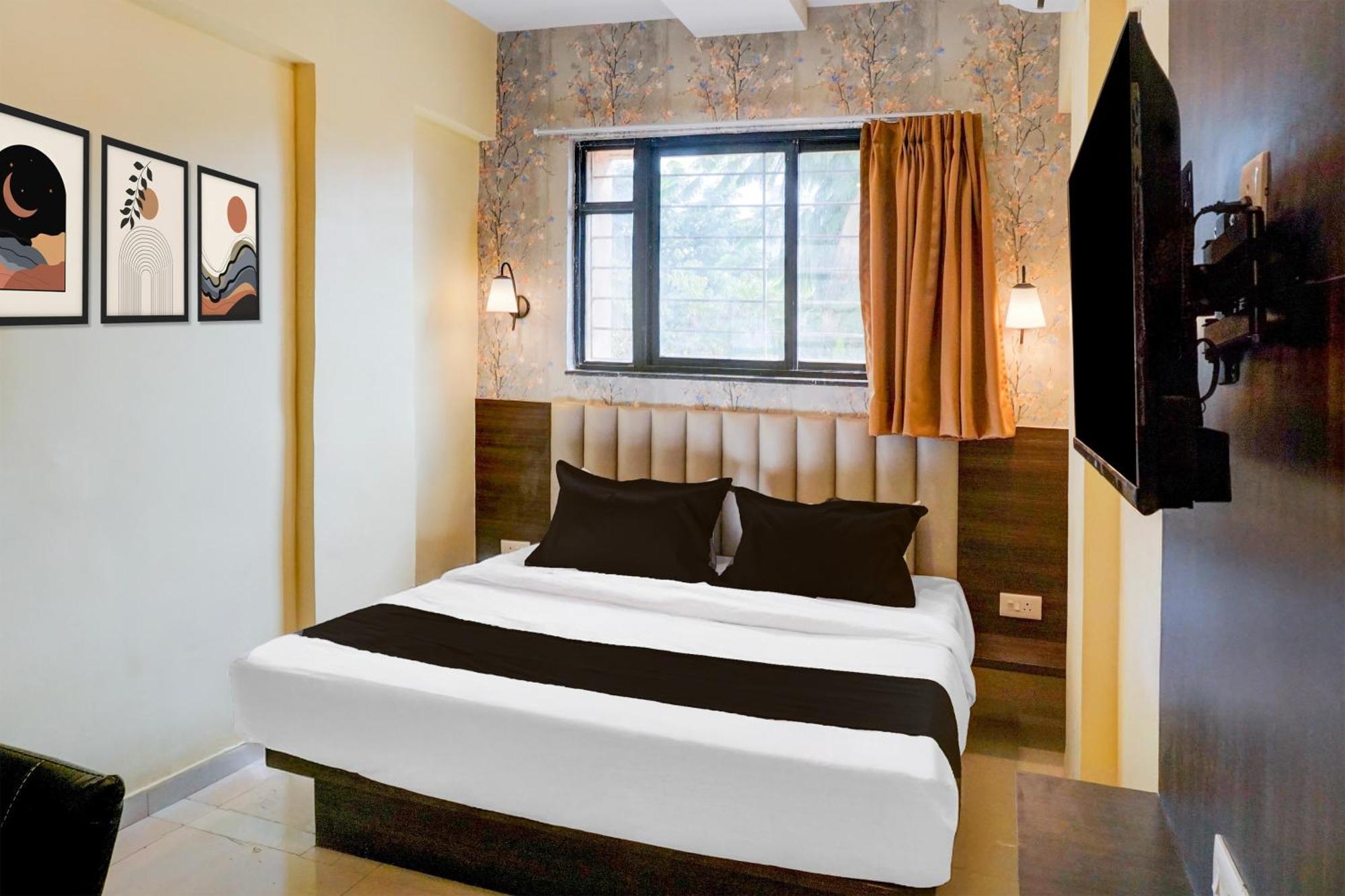 Super Collection O Veerbhadra Nagar Baner Hotel Meribel Village Ngoại thất bức ảnh